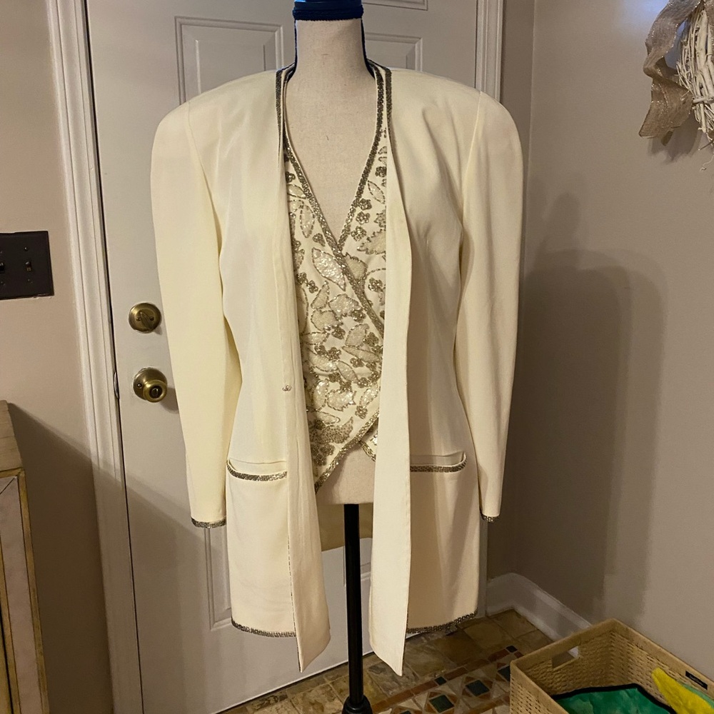 Vintage beaded 3 piece evening suit size 8 Ivory